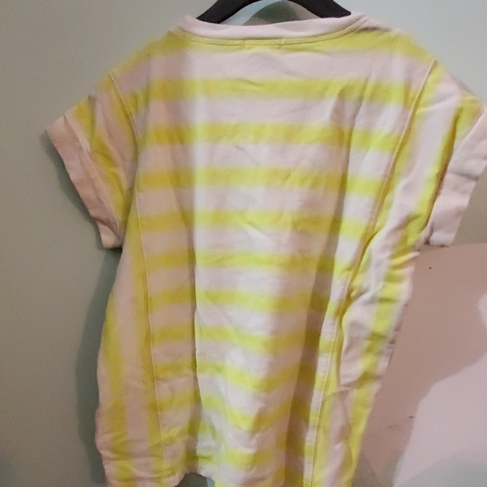 Shirt - Picture 3 of 4